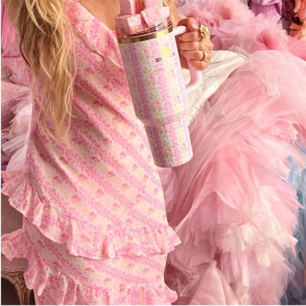LOVESHACKFANCY Stanley Cup 40oz Blooming Heirloom Founder Favorite